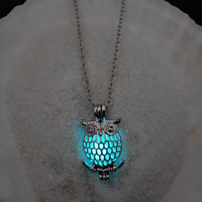 Glow-in-the-dark owl hollowed out DIY necklace