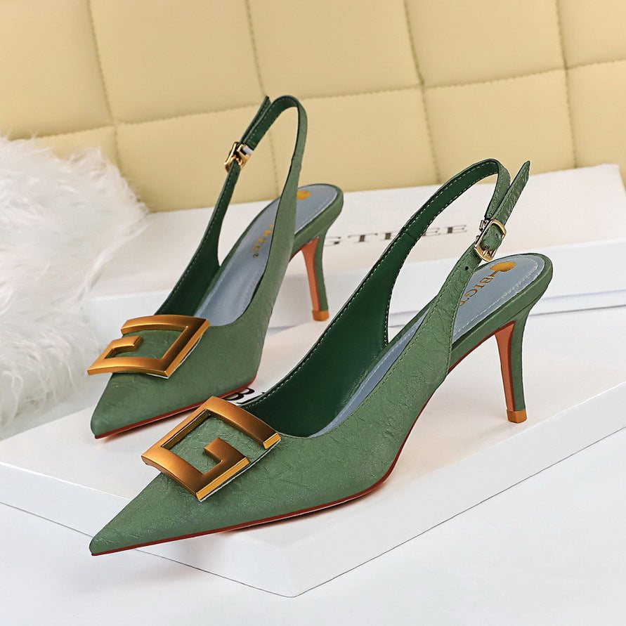 RUMI MIDDLE LOW HEELS