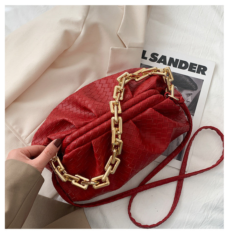 Temperament Chain Handbag Wild Woven Cloud Bag