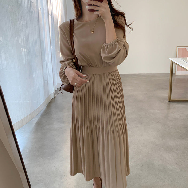 Women's Over Knee Long Sleeve Pleated Dress