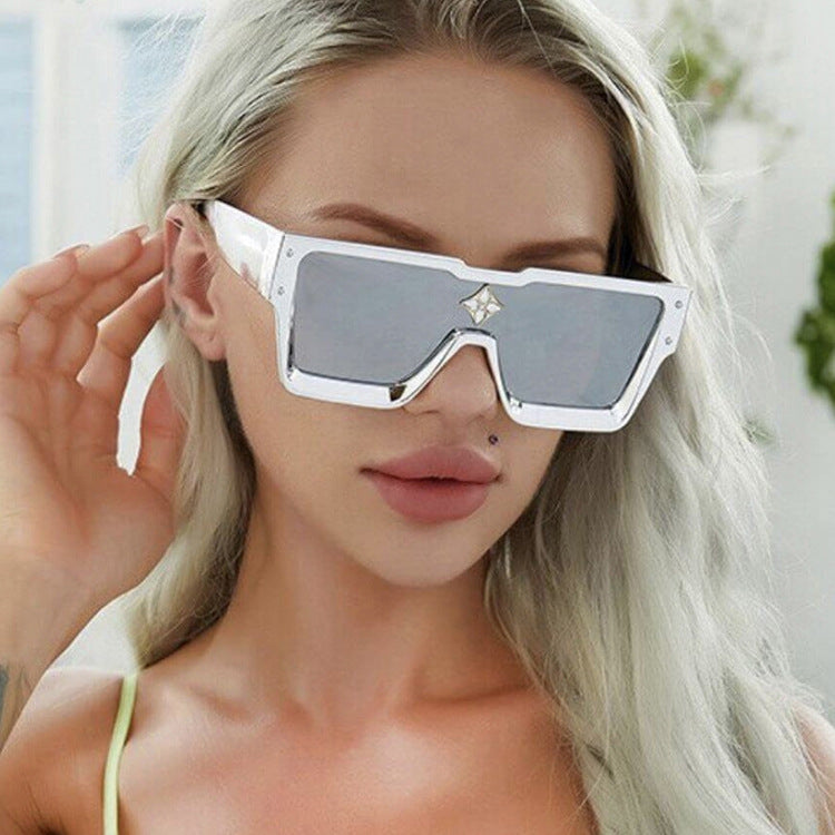 New Large Frame Trendy Sunglasses ciclone styles fashion