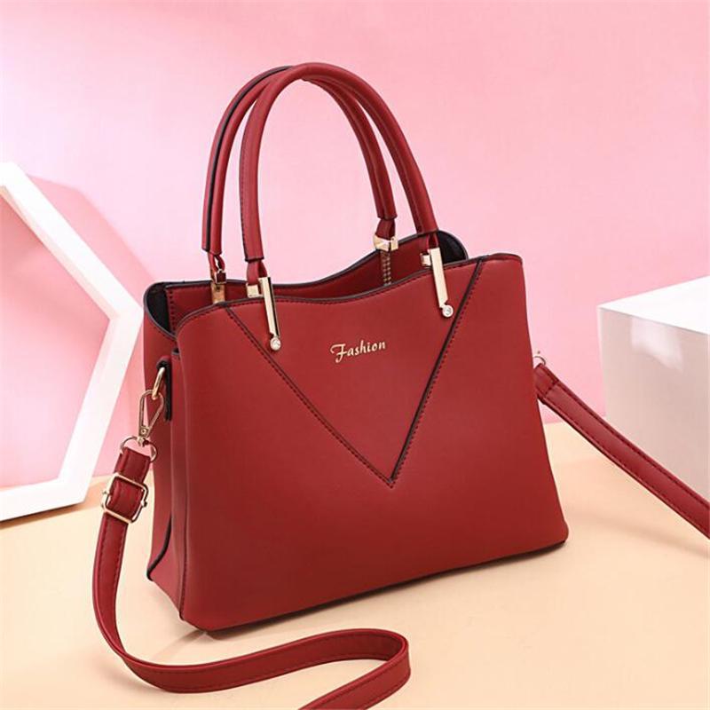 Women's diagonal handbag