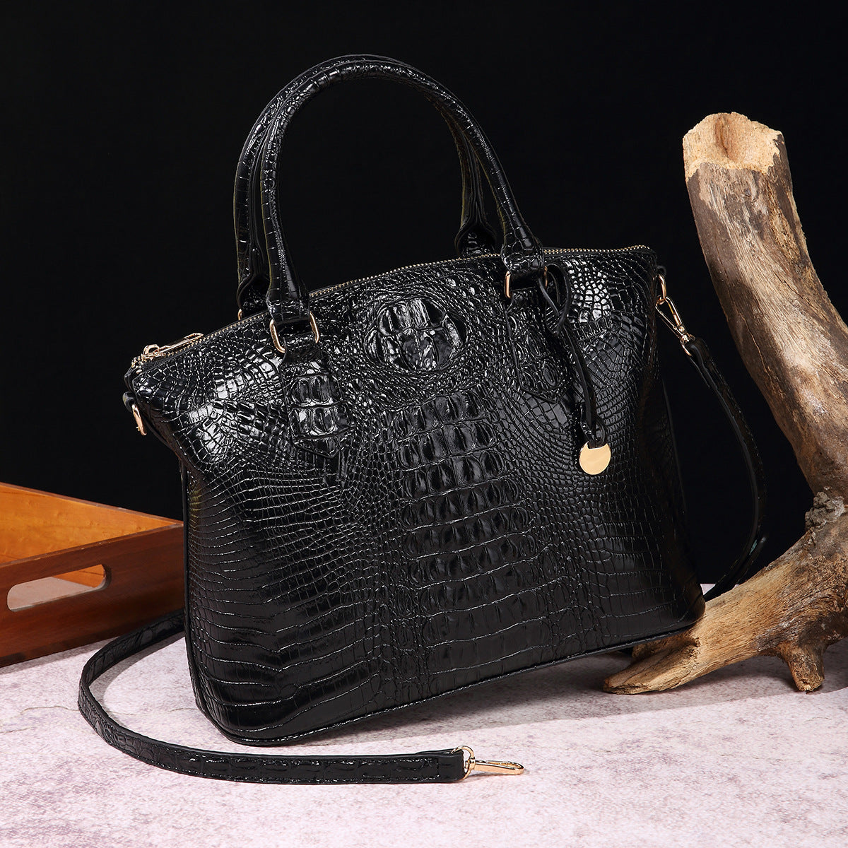 Women's Retro Crocodile Pattern Portable Messenger Bag