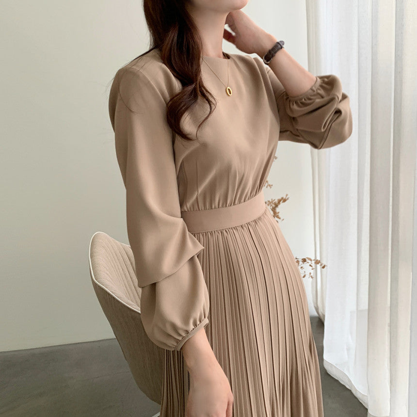 Women's Over Knee Long Sleeve Pleated Dress