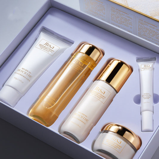 Go  Light Luxury Five-piece Set For Skin Rejuvenation Due To Retinol centella asiática