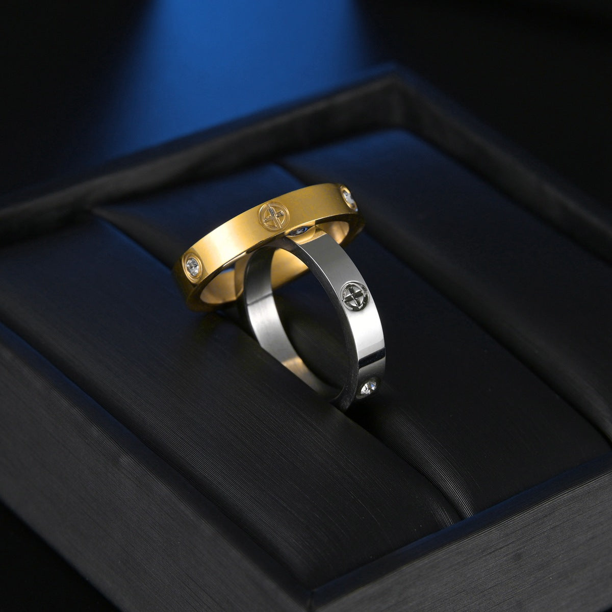 Men's And Women's Six Diamond One Line Titanium Steel Ring