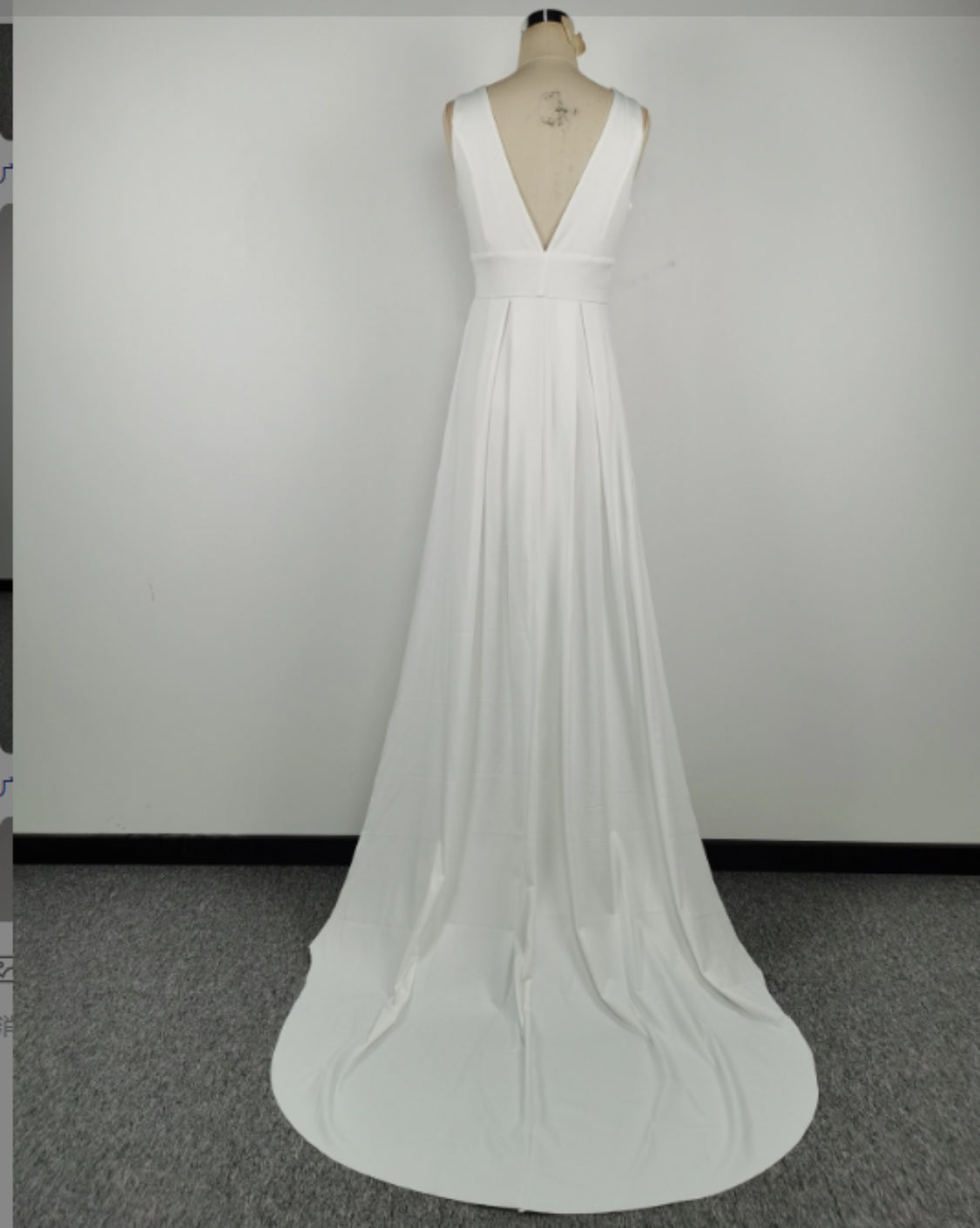 Sexy v-neck sleeveless tail wedding dress long dress