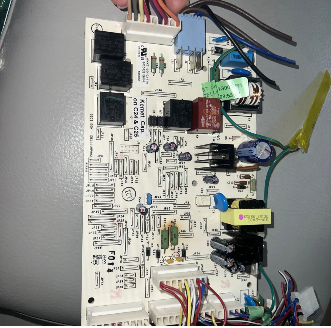 GE Refrigerator Electronic Control Board - Part # 200D6221G014